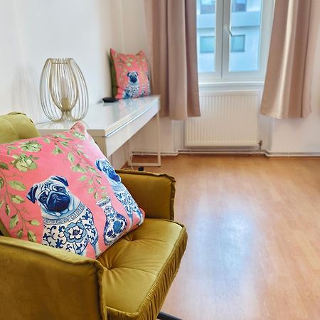 The Rose Apartment - Near Schoenbrunn Palace Viena Exterior foto